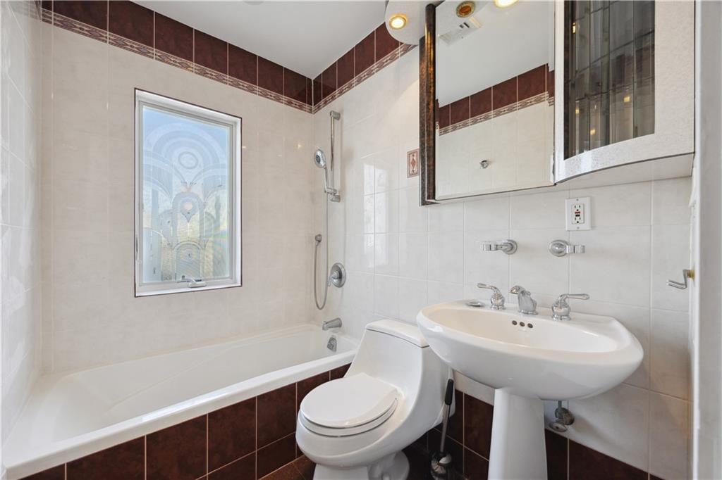 2680 23rd Street, Brooklyn, New York image 19