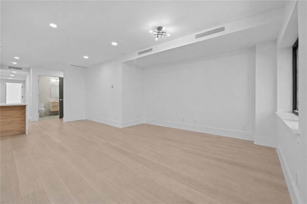 Photo of 118 Madison Street #1, Brooklyn, NY 11216 (MLS # 501649)