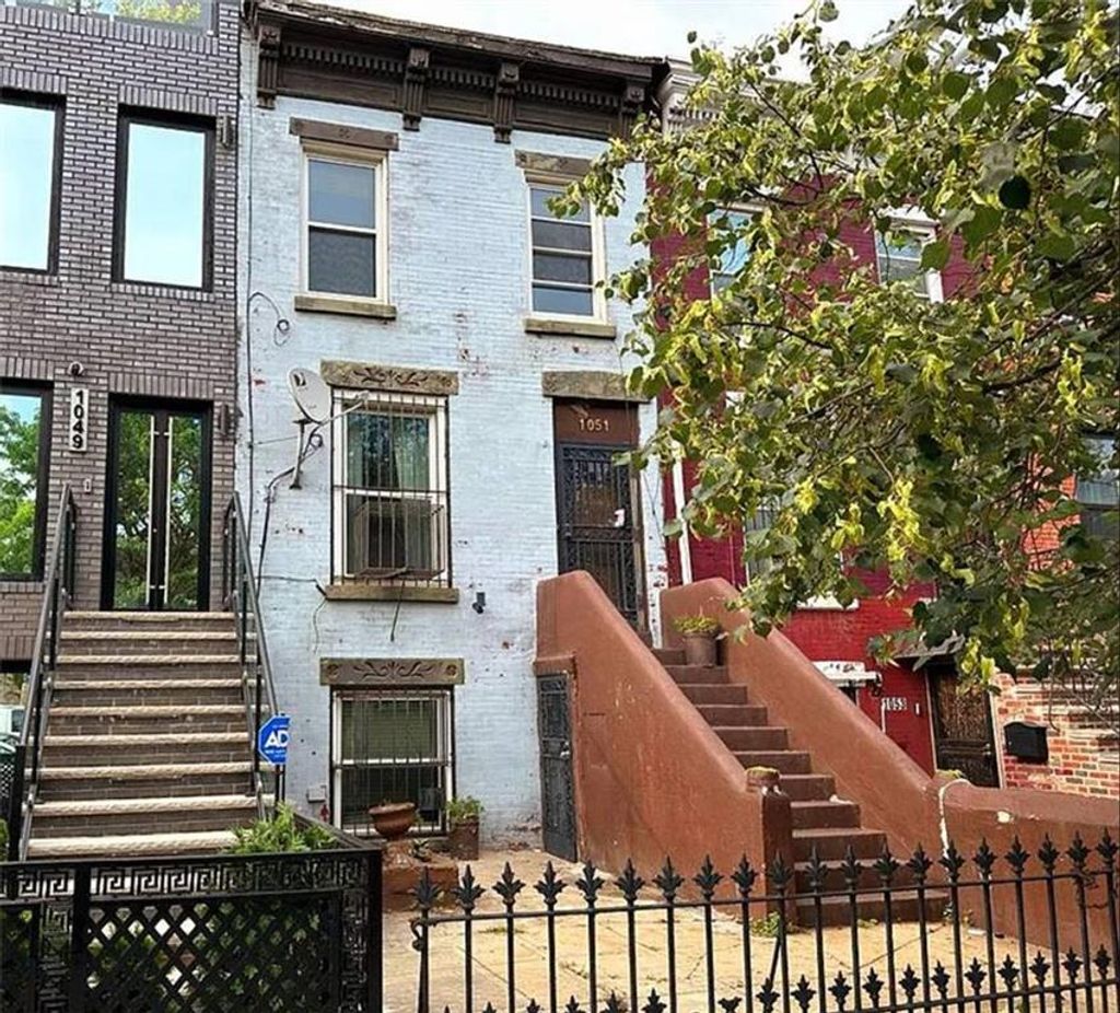Photo of 1051 Herkimer Street, Brooklyn, NY 11233 (MLS # 500766)