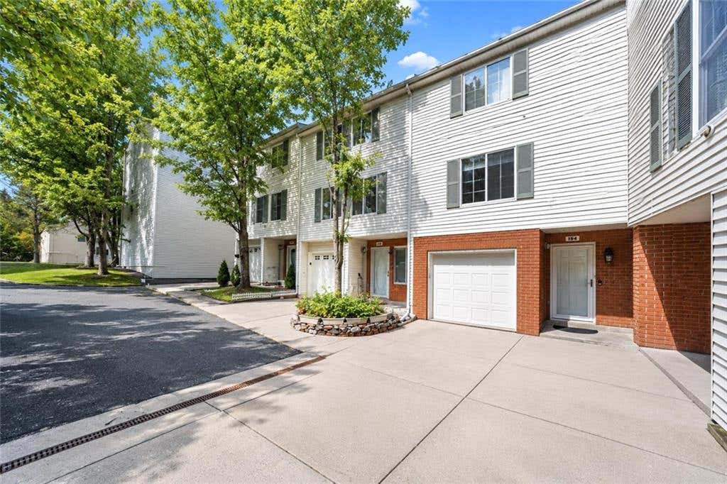 Photo of 154 Ilyssa Way, Staten Island, NY 10312 (MLS # 503901)
