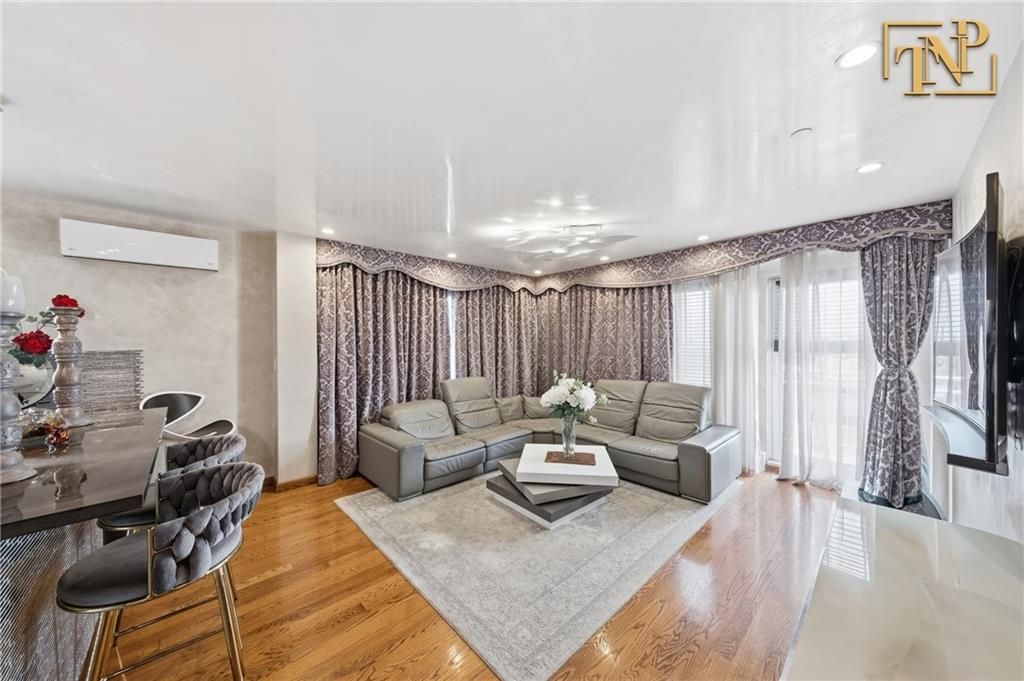 Photo of 2854 Brighton 4th Street #6, Brooklyn, NY 11235 (MLS # 497243)