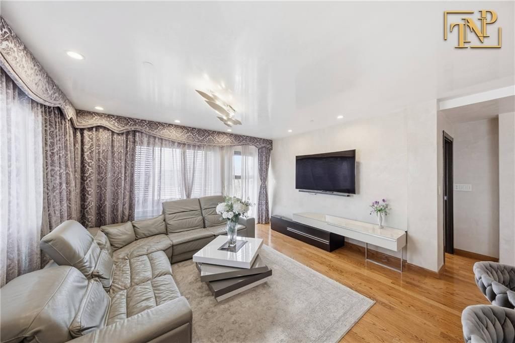 Photo of 2854 Brighton 4th Street #6, Brooklyn, NY 11235 (MLS # 497243)