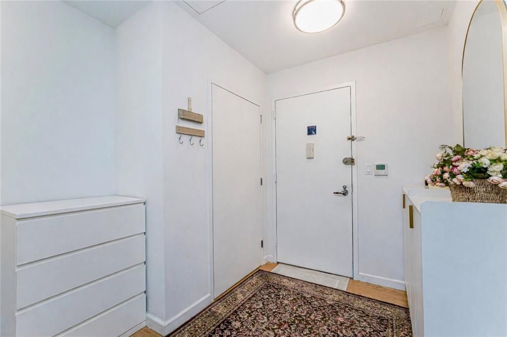 Photo of 50 oceanna Drive #8D, Brooklyn, NY 11235 (MLS # 499066)