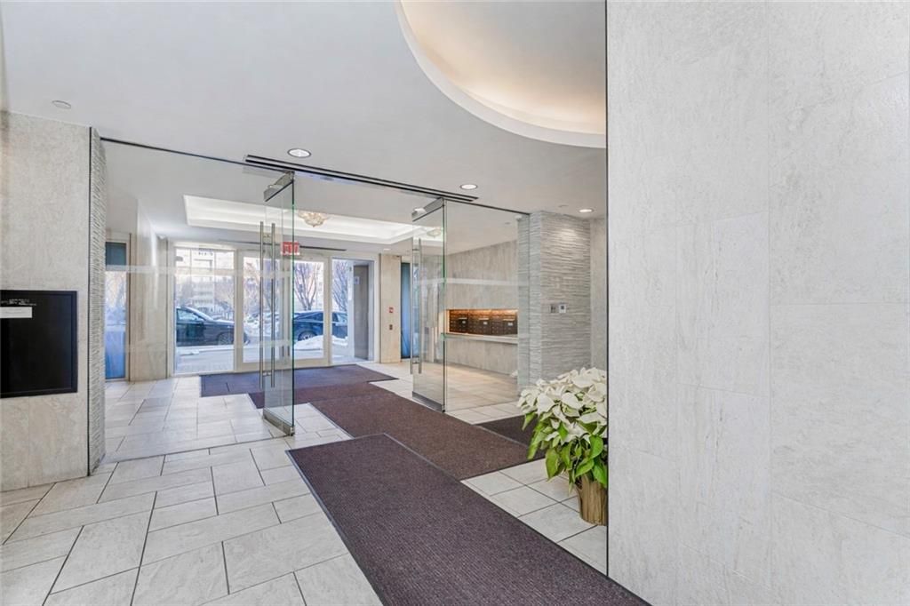 Photo of 50 oceanna Drive #8D, Brooklyn, NY 11235 (MLS # 499066)
