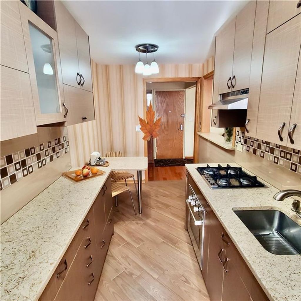 Photo of 2626 Homecrest Avenue #5D, Brooklyn, NY 11235 (MLS # 497279)