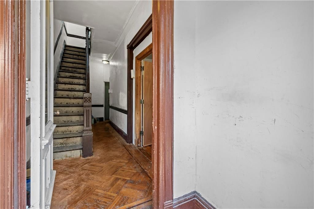 Photo of 593 Bainbridge Street, Brooklyn, NY 11233 (MLS # 496706)