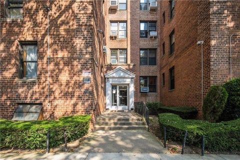 Homes For Sale - 711 Montauk Court #1F<br/> Brooklyn, NY 11235