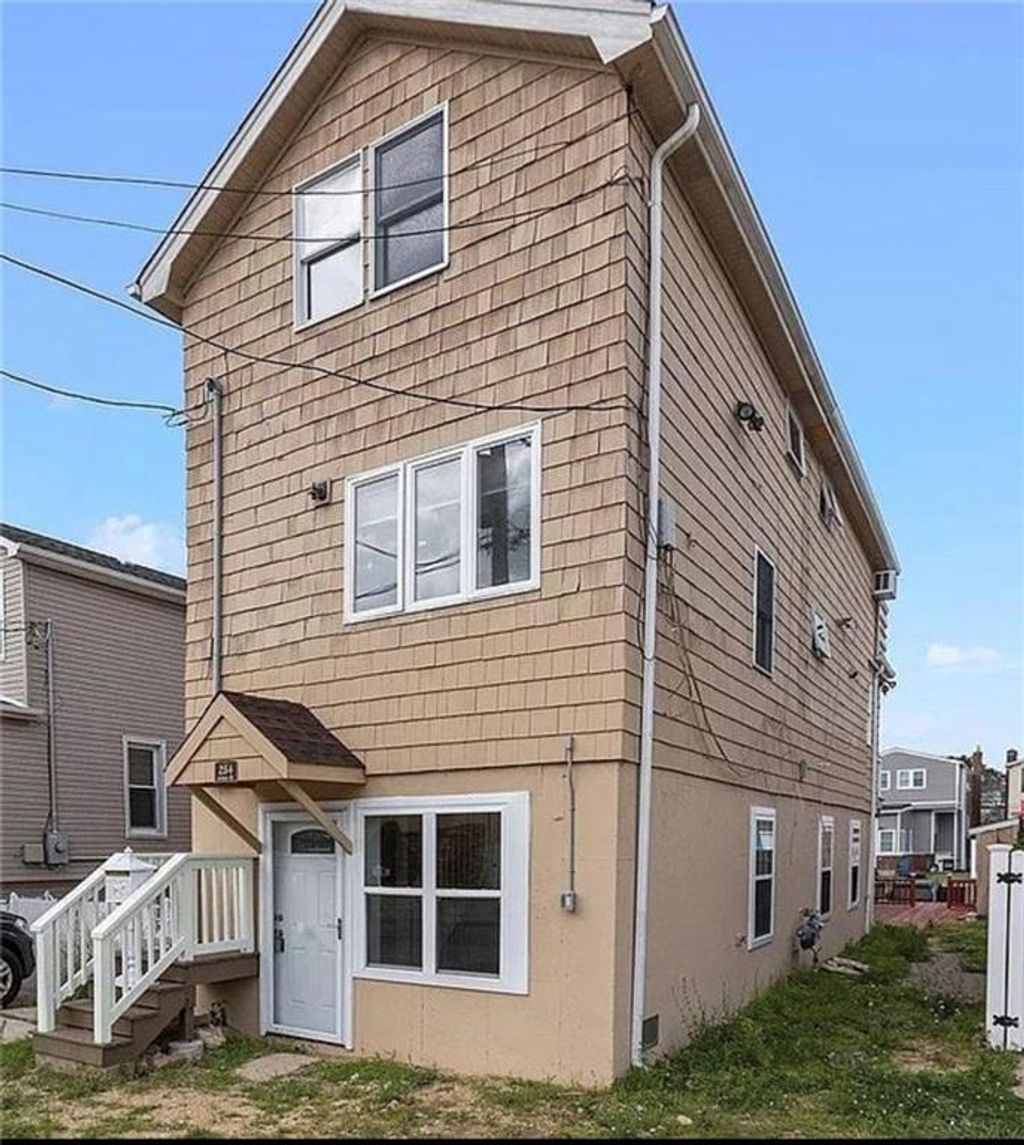 Photo of 254 Arthur Street, Freeport, NY 11520 (MLS # 499617)