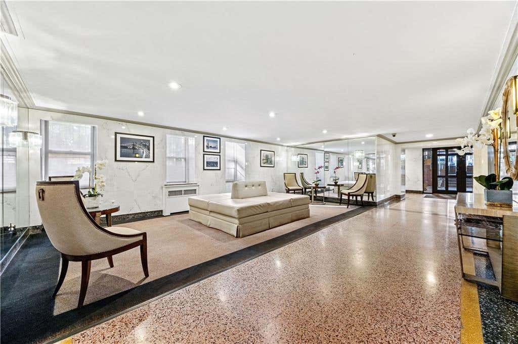 Photo of 302 96th Street #4G, Brooklyn, NY 11209 (MLS # 503469)