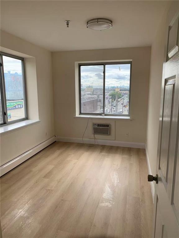 31-53 Linden Place #4B, Flushing, New York image 2
