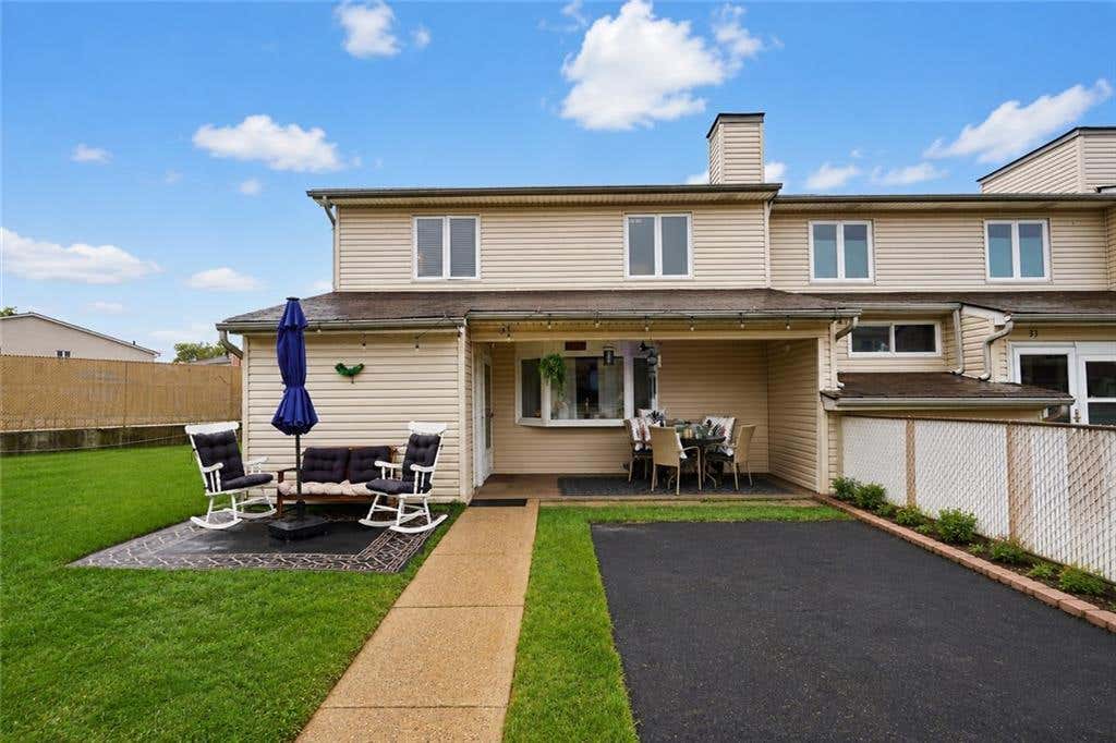 Photo of 31 Regis Drive #63, Staten Island, NY 10314 (MLS # 503547)