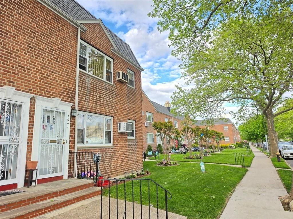 Photo of 1041 Shore Parkway #2B, Brooklyn, NY 11228 (MLS # 501452)