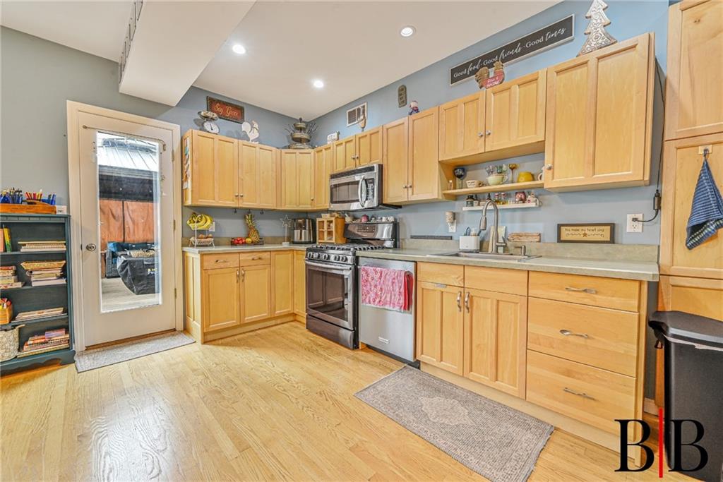 2982 Avenue T, Brooklyn, New York image 8