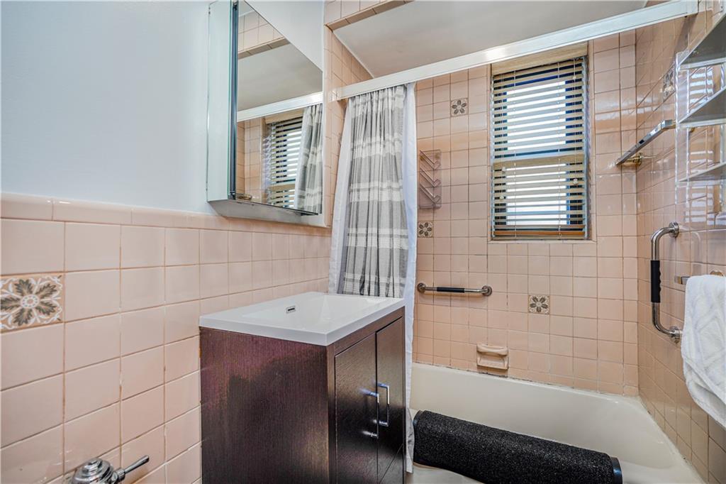 2569 2nd Street #4G, Brooklyn, New York image 15