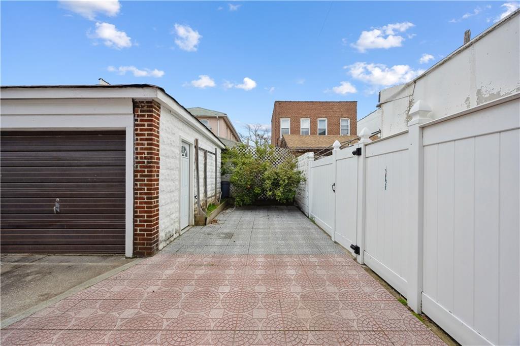 1639 9th Street, Brooklyn, New York image 24