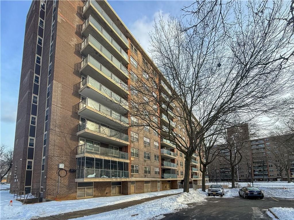 Photo of 400 Cozine Avenue #9F, Brooklyn, NY 11207 (MLS # 498741)