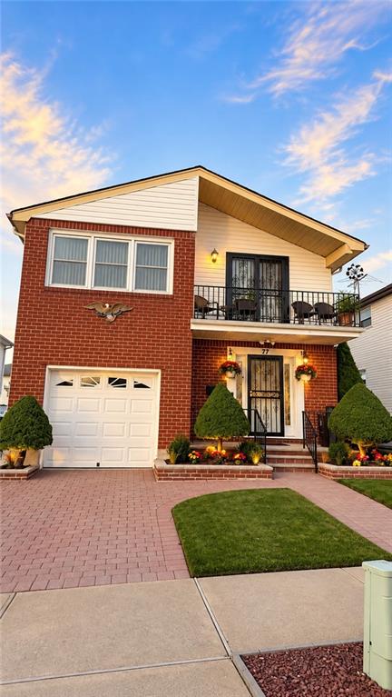 Photo of 77 Furness Place, Staten Island, NY 10314 (MLS # 505230)