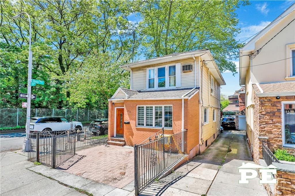 2758 26th Street, Brooklyn, New York image 30