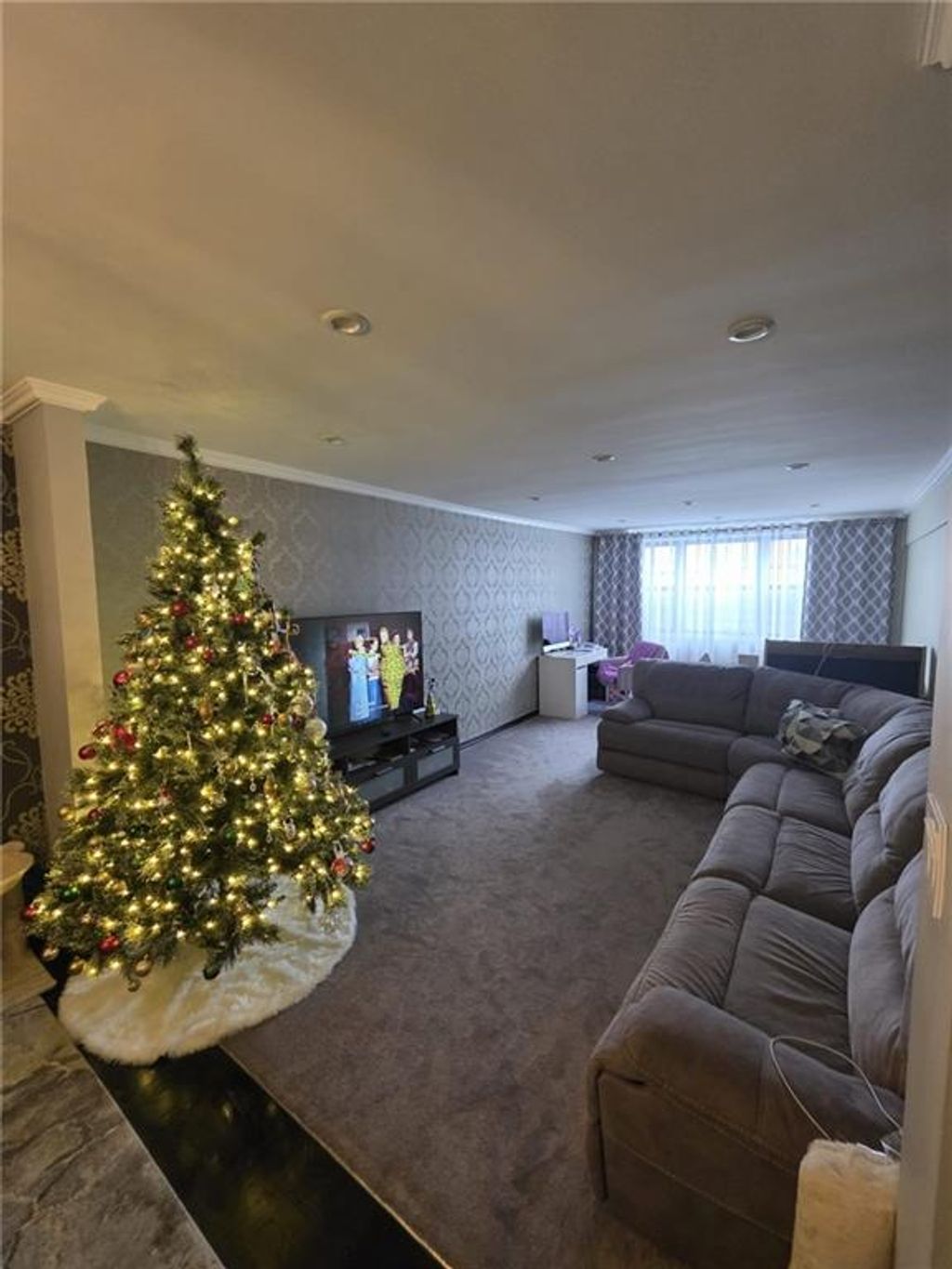 Photo of 3090 Voorhies Avenue #1C, Brooklyn, NY 11235 (MLS # 497779)