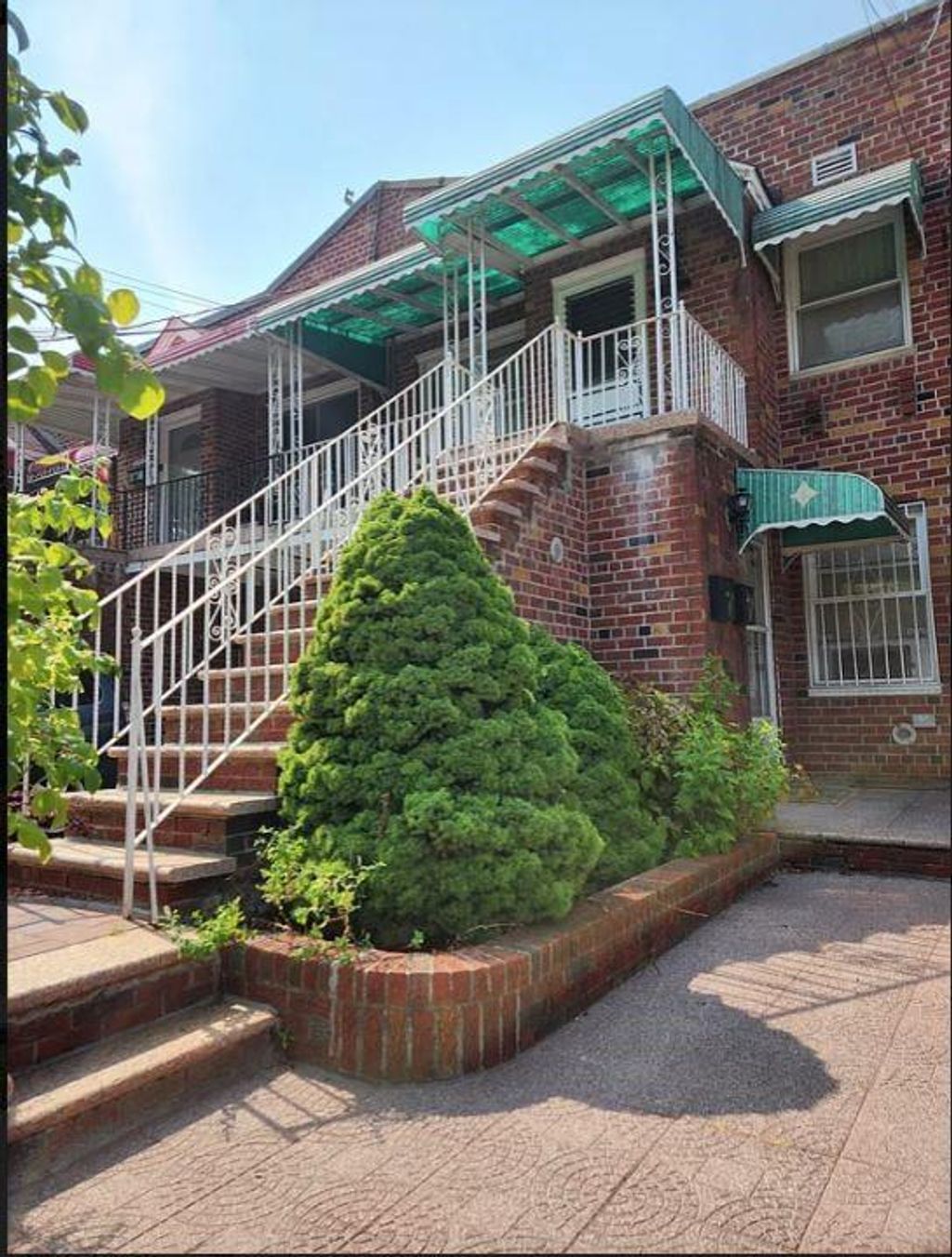 Photo of 8419 Avenue N, Brooklyn, NY 11236 (MLS # 496358)