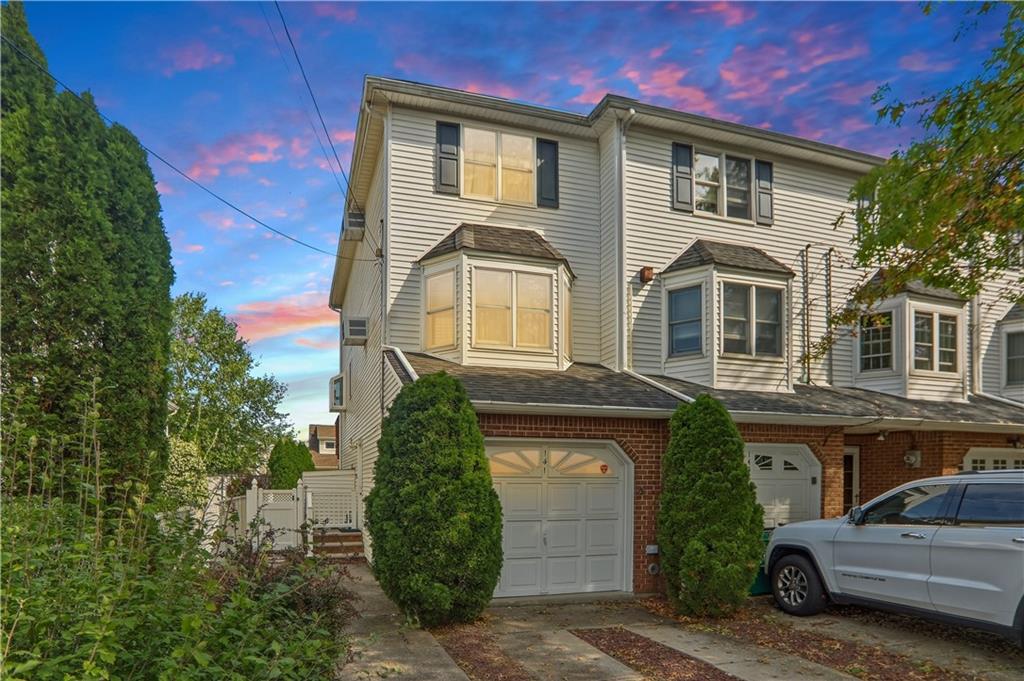 Photo of 141 Delaware Avenue, Staten Island, NY 10304 (MLS # 505140)