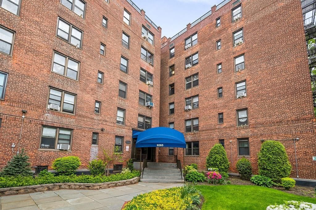 Photo of 9265 Shore Road #5D, Brooklyn, NY 11209 (MLS # 501301)