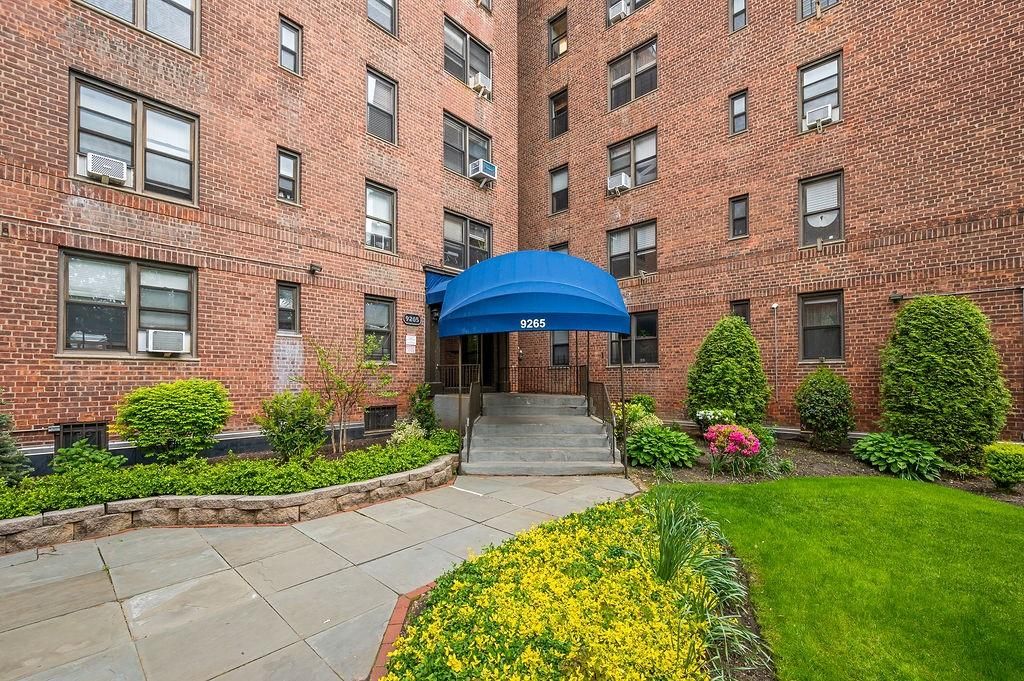 Photo of 9265 Shore Road #5D, Brooklyn, NY 11209 (MLS # 501301)
