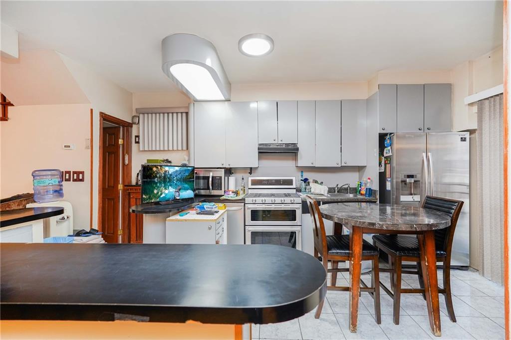 2147 13th Street, Brooklyn, New York image 9