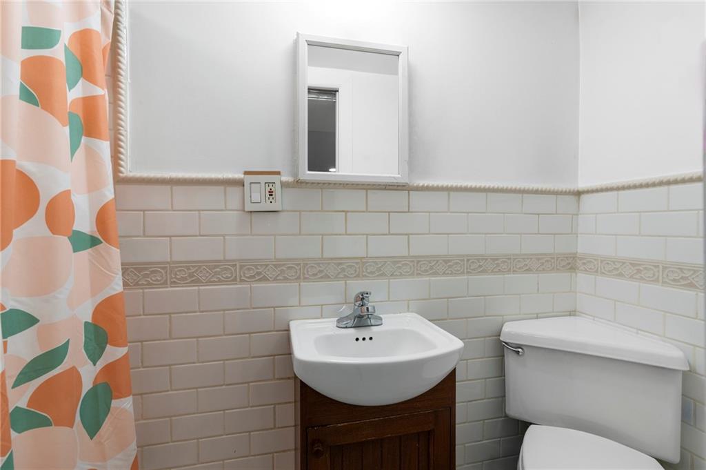 2472 Stuart Street, Brooklyn, New York image 26