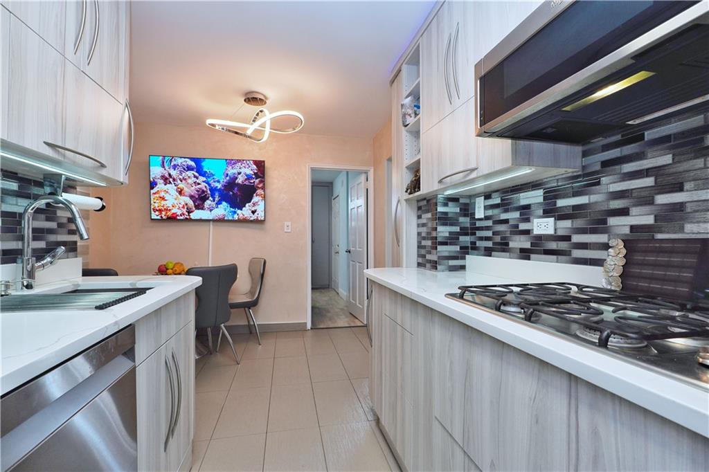2711 Avenue X #2F, Brooklyn, New York image 18