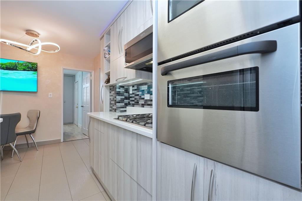 2711 Avenue X #2F, Brooklyn, New York image 21
