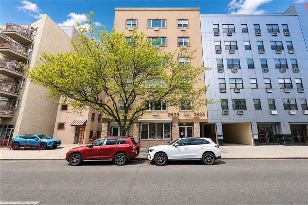 Photo of 2523 Ocean Avenue #2C, Brooklyn, NY 11229 (MLS # 501132)
