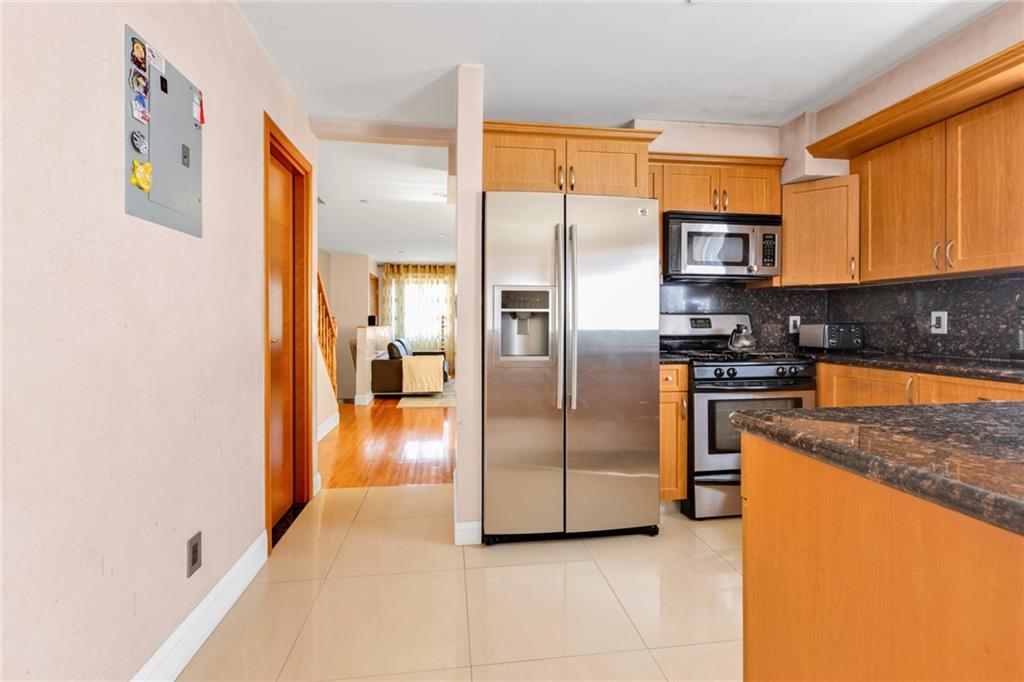 2750 28th Street #2B, Brooklyn, New York image 10