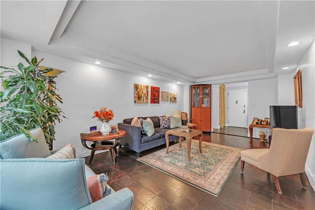 Photo of 1170 Ocean Parkway #LH, Brooklyn, NY 11230 (MLS # 498081)