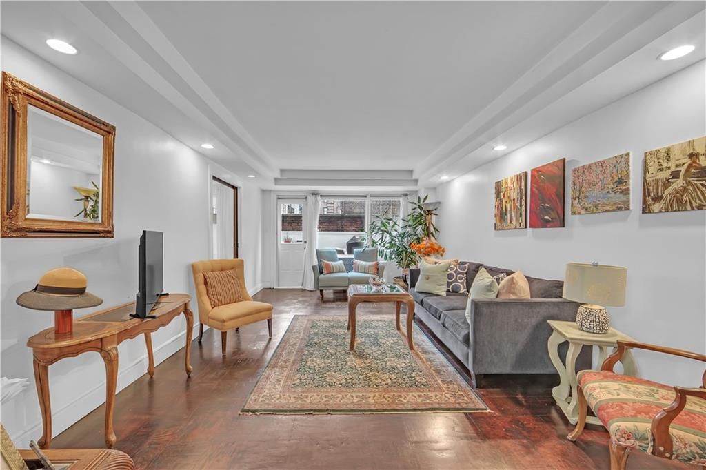 Photo of 1170 Ocean Parkway #LH, Brooklyn, NY 11230 (MLS # 498081)