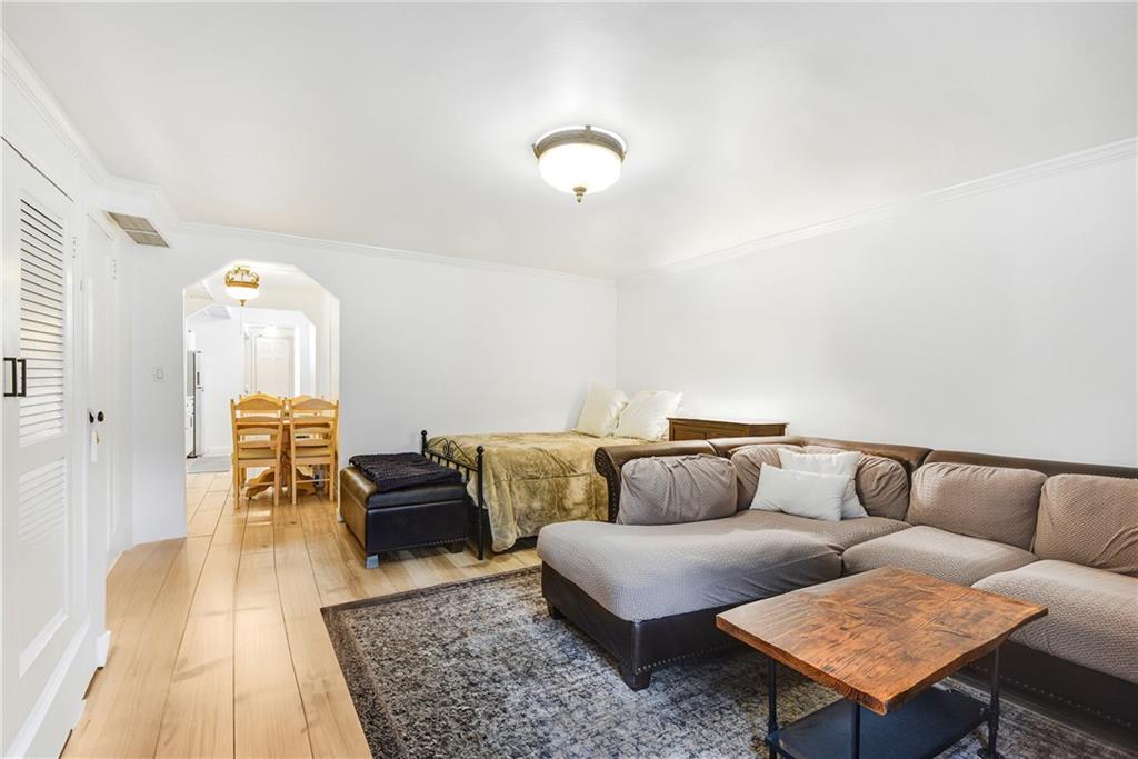 880 Bay Ridge Avenue, Brooklyn, New York image 10