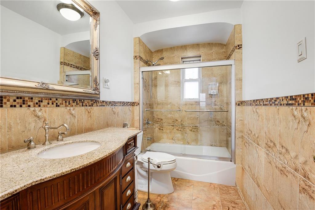 880 Bay Ridge Avenue, Brooklyn, New York image 6