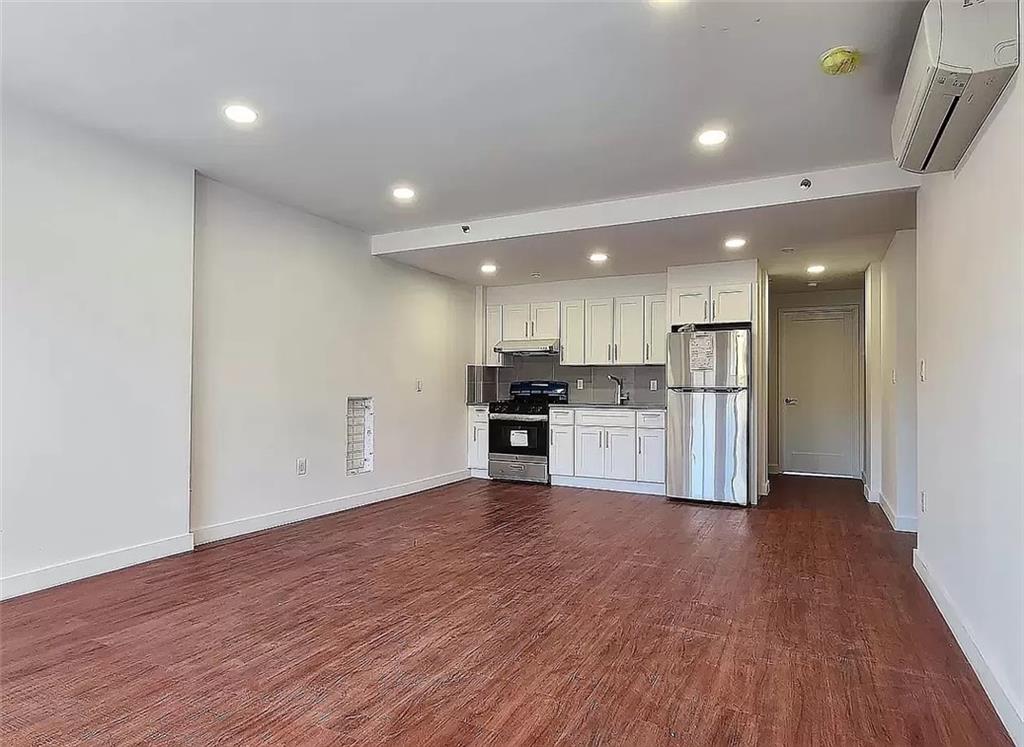 2350 11th Street #303, Brooklyn, New York image 3