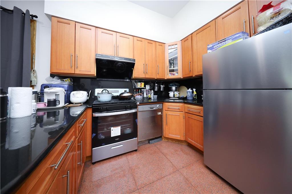 462 52nd Street #2D, Brooklyn, New York image 4