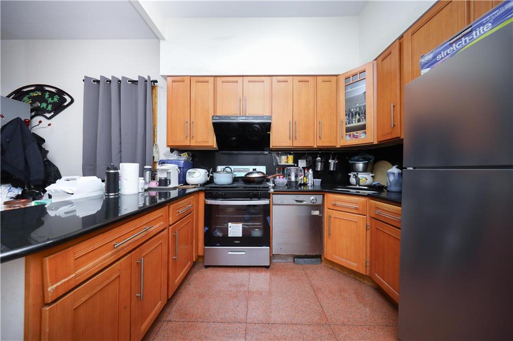 462 52nd Street #2D, Brooklyn, New York image 3