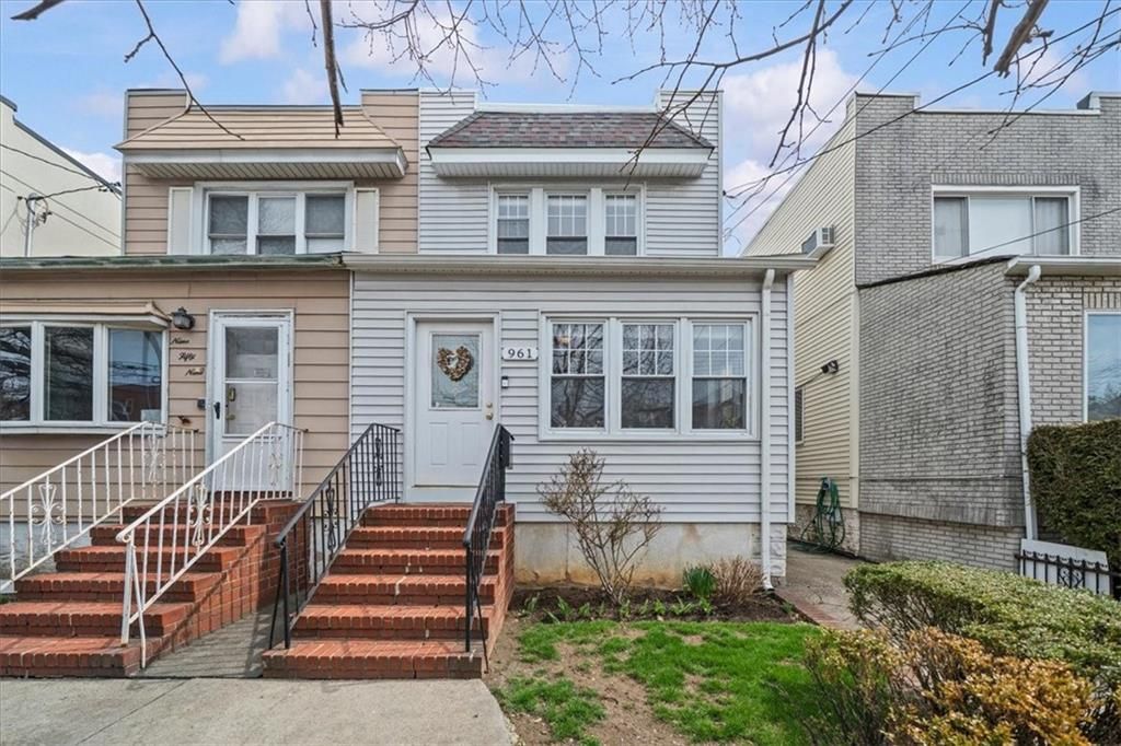 Photo of 961 Dahill Road, Brooklyn, NY 11204 (MLS # 501125)