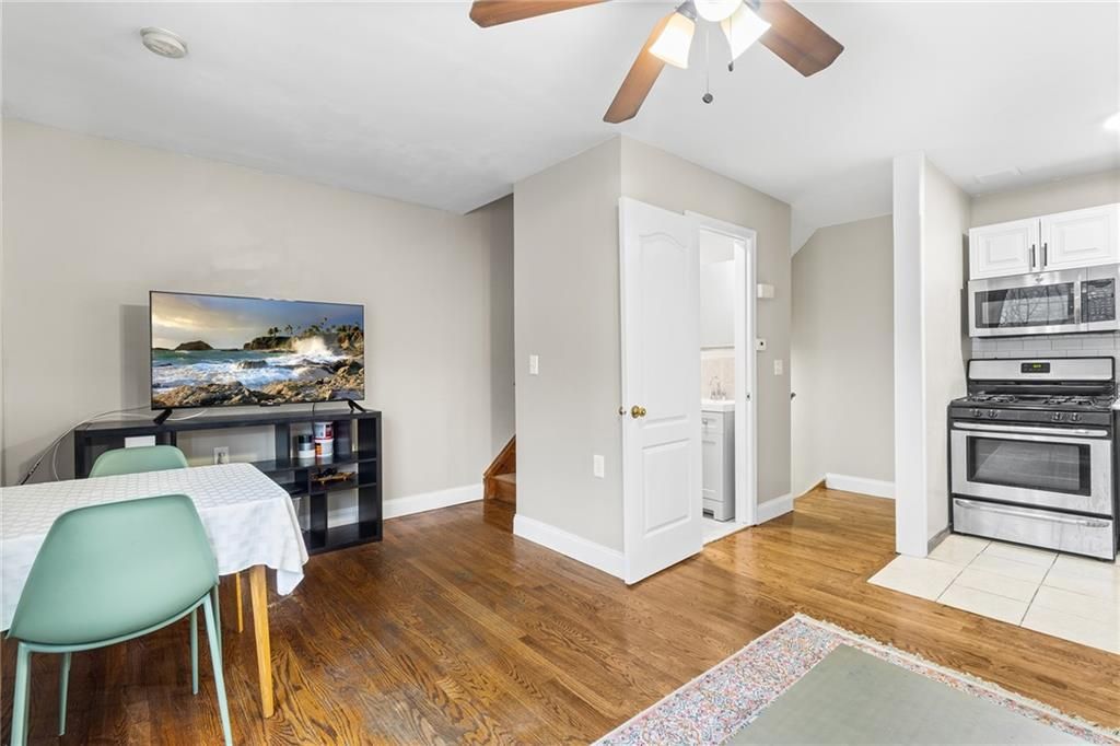 Photo of 693 Evergreen Avenue, Brooklyn, NY 11207 (MLS # 497502)