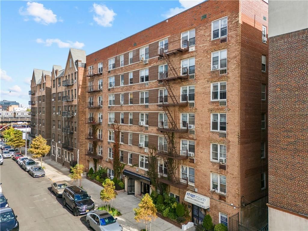 Photo of 3111 Brighton 2nd Street #1A, Brooklyn, NY 11235 (MLS # 497065)