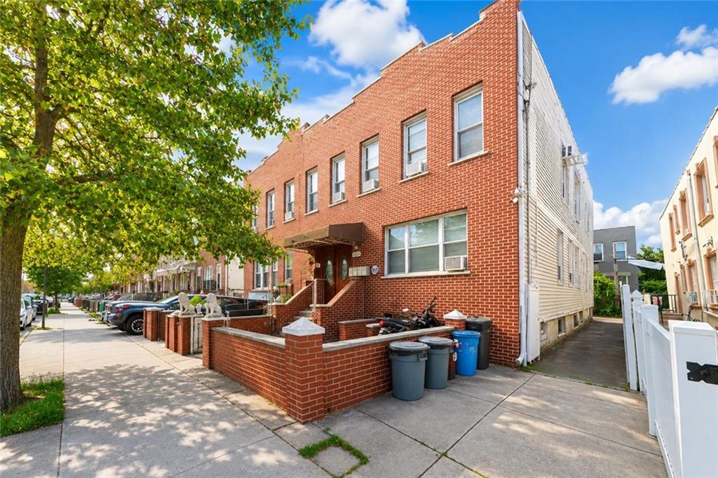 Photo of 136 Bay 38th Street, Brooklyn, NY 11214 (MLS # 504395)