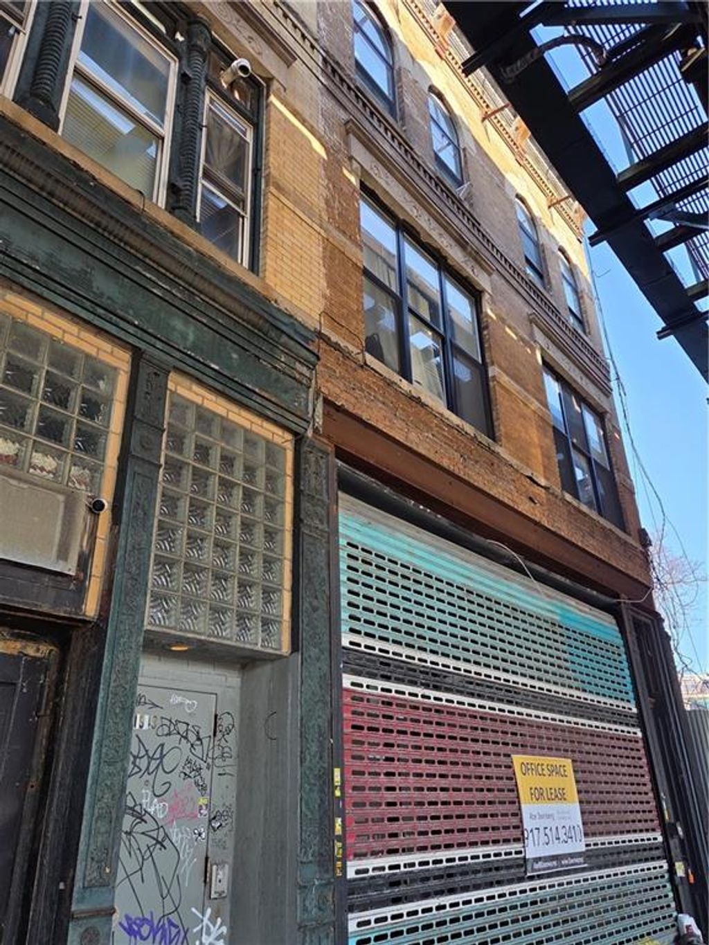 Photo of 1945 Broadway, Brooklyn, NY 11207 (MLS # 499287)