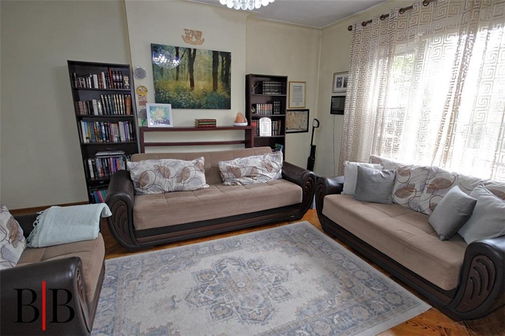 1677 34th Street, Brooklyn, New York image 4