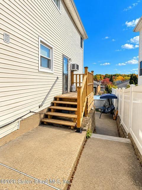 Photo of 479 Bloomingdale Road, Staten Island, NY 10309 (MLS # 505700)