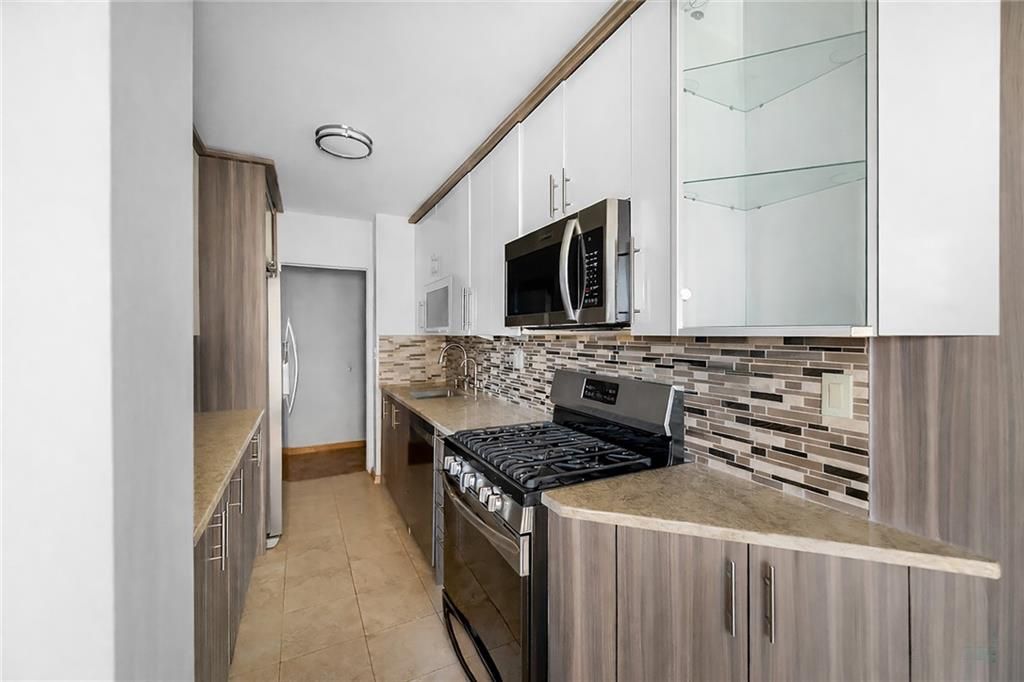 Photo of 2928 5th Street #8J, Brooklyn, NY 11224 (MLS # 500462)