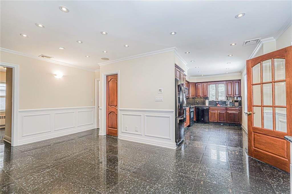 Photo of 45 College Avenue, Staten Island, NY 10314 (MLS # 499225)