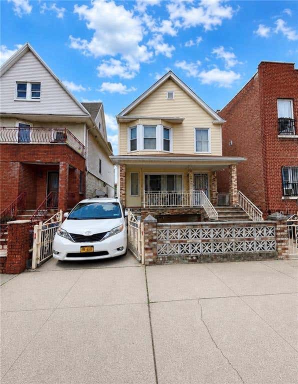 Photo of 1934 Bay Ridge Avenue, Brooklyn, NY 11204 (MLS # 504034)